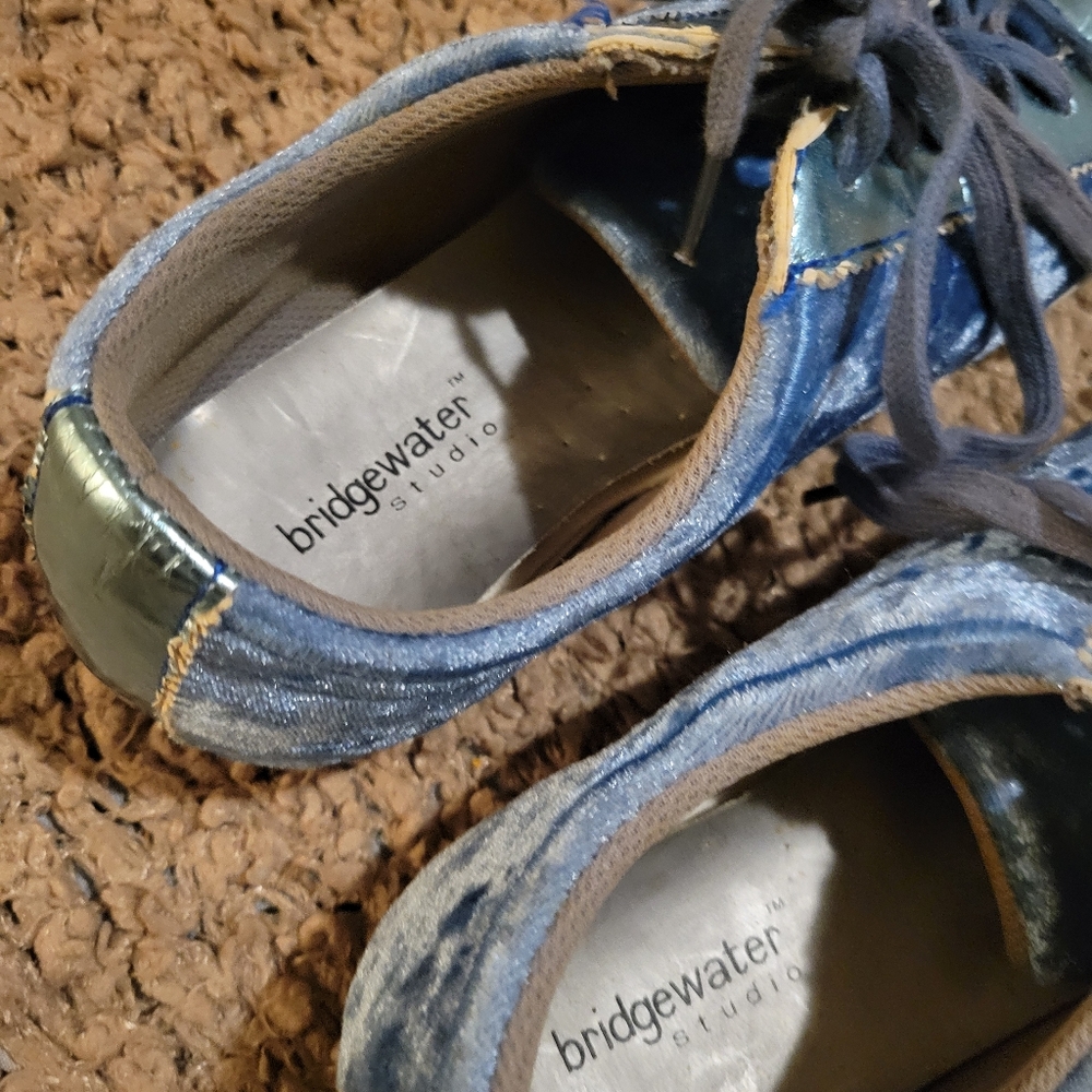 WOMENS VINTAGE BRIDGEWATER STUDIO VELVET SHOES BABY BLUE SIZE 6.5 - Picture 11 of 11